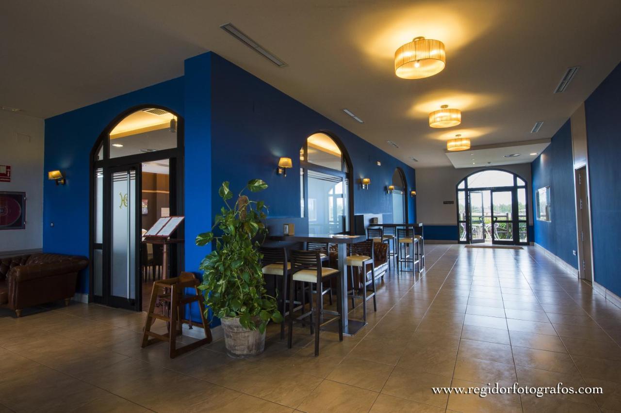 Hospedium Hotel Cortijo Santa Cruz Villanueva De La Serena Exterior photo